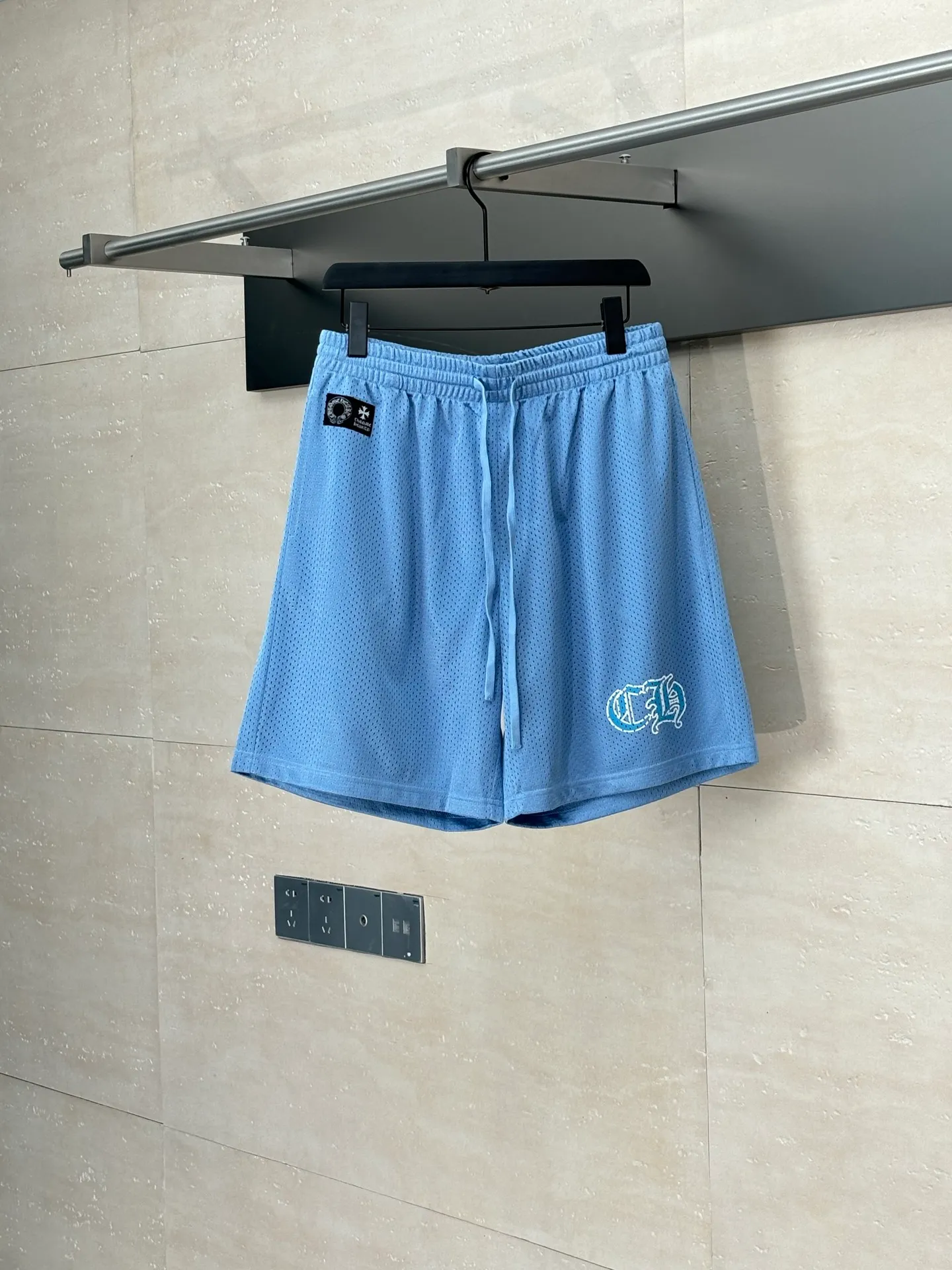 🅿️290 Chrom Heart*/Ch 25SS mesh glitter blue ice hockey shorts. The fabric is made of high-density 100D bird's eye cloth. Double-sided mesh positioning is very time-consuming. The cost of labor loss is very high. It is not a single-layer thin transparent bottom junk product on the market. Same style for men and women. OS size: S/M/L